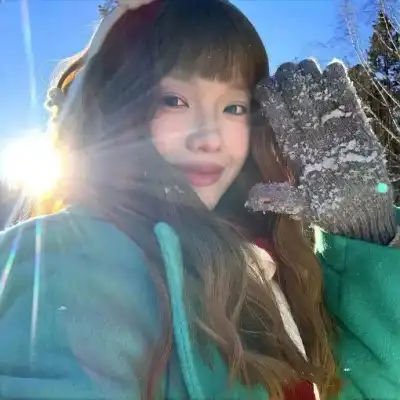 郁雁卉